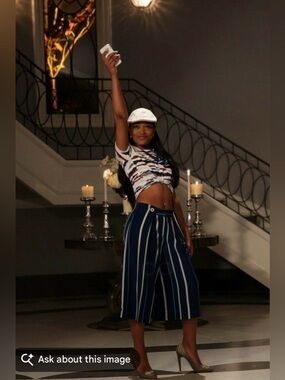 Zara Navy and White Vertical Stripe Culotte Capris